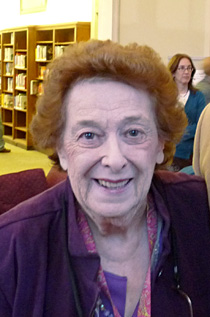 Jeanne Reid, Tarrytown's Warner Library, Retires