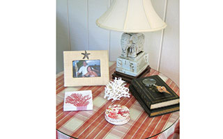 side table vignette