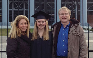 Ali Kahn and her parents Diane and David Kahn