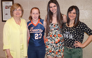 Teacher Marie Dzielak, students Kylie Elwood, Rebecca Strauss, Olivia Banc (missing from photo is DI team member Matthew Ellis).