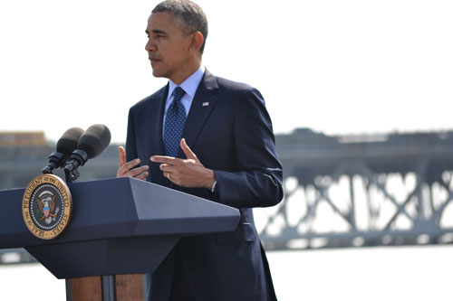 President Barack Obama speech in front of New NY Bridge