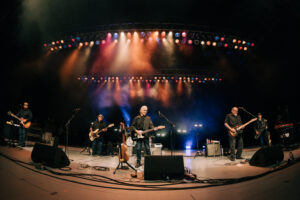 Los Lobos performing at the Greek Theatre in Los Angeles in 2021. Photo: Steph Port